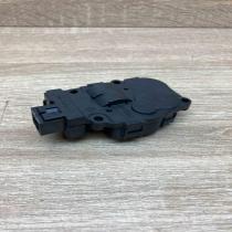 16102014bB T946104A  Air flap motor/actuator BMW 1 E81 E87