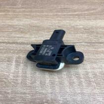 A1668210351 56054084AA  Airbag deployment crash/impact sensor Mercedes-Benz ML W