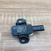 A1668210351 56054084AA  Airbag deployment crash/impact sensor Mercedes-Benz ML W