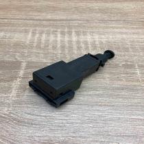 15109F   Brake pedal sensor switch Volkswagen PASSAT B6