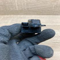 04671573AB  23199 Cruise control switch Chrysler PT Cruiser