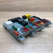 90589965   Fuse module Opel Zafira A