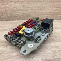 YWC104500 52010268D  Fuse module Rover 25