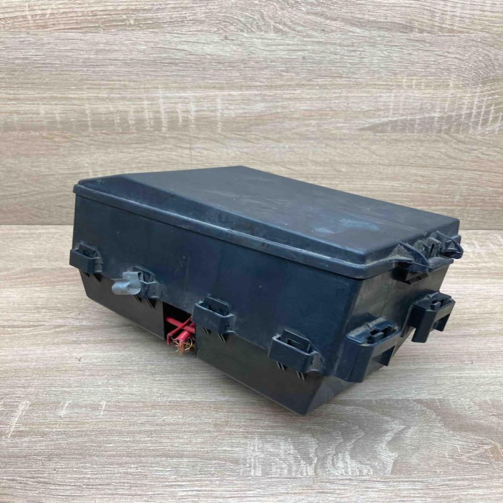 2M5T 14A067 BB 2M5T 14A076 AB  Fuse box set Ford Focus