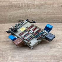 24350 AV700   Fuse box set Nissan Primera