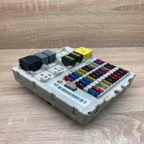 2M5T 14A073BD   Fuse module Ford Focus