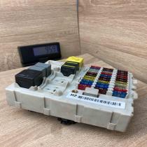 2M5T 14A073BD   Fuse module Ford Focus