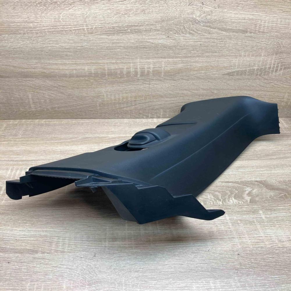 84111 SMR E021 M1  RH (B) pillar trim (top) Honda Civic