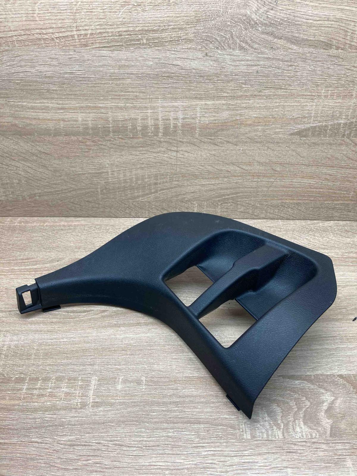 83111 SMG E 6262 RH Foot area side trim Honda Civic