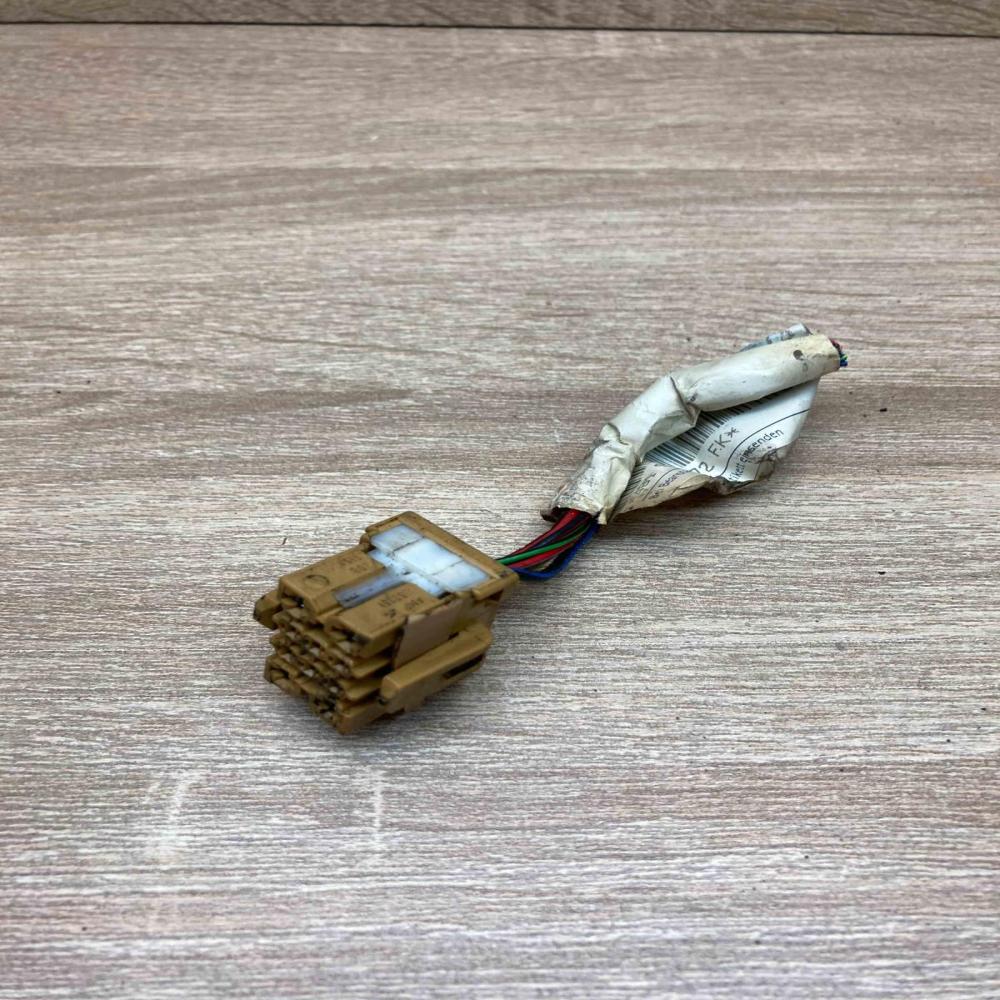 8D0937733 1355351  Plug wire Audi A4 S4 B5 8D