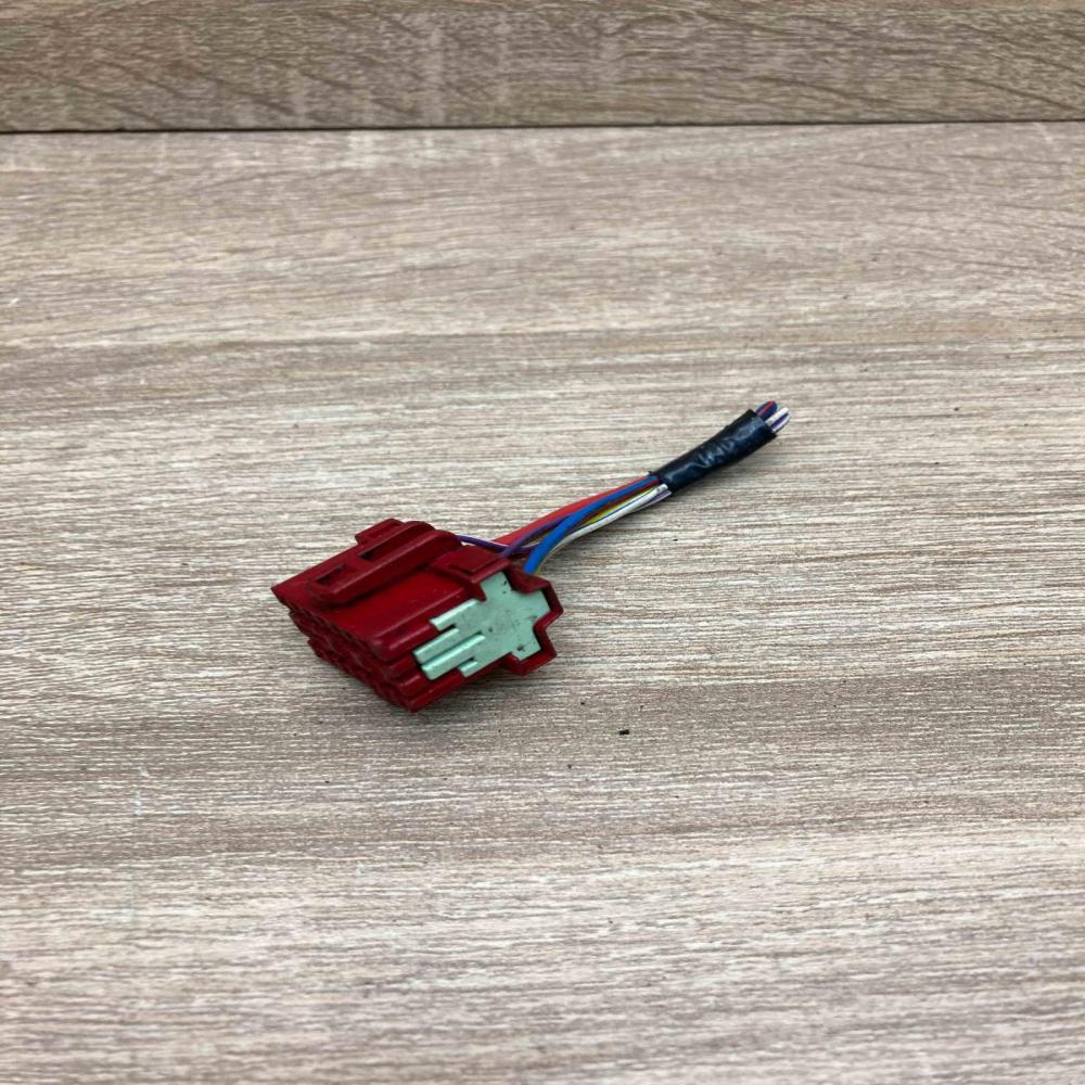 8E0972483B   Plug wire Audi A4 S4 B6 8E 8H