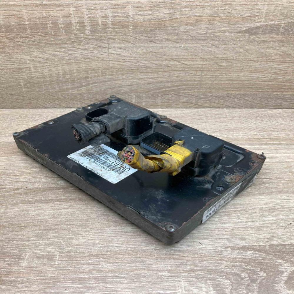 P05034199AD P05034198AF  Central body control module Chrysler Voyager