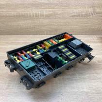 2M5T 14A067 BB 518276100  Fuse box set Ford Focus