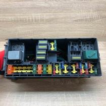 2M5T 14A067 BB 518276100  Fuse box set Ford Focus