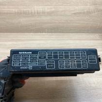 5M301E   Fuse box set Nissan Almera N16