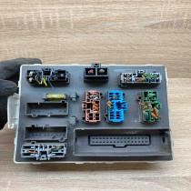 2M5T 14A073AC   Fuse box set Ford Focus