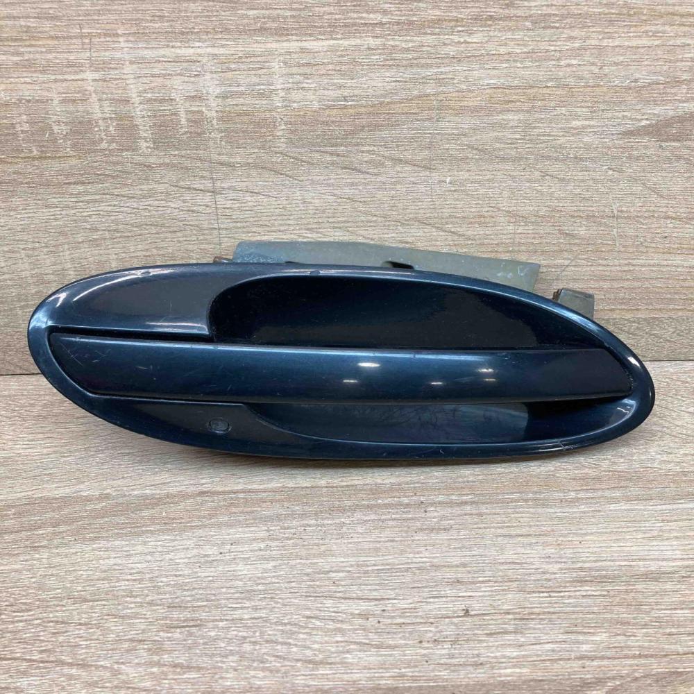 8379694  RH Front door exterior handle BMW 7 E65 E66