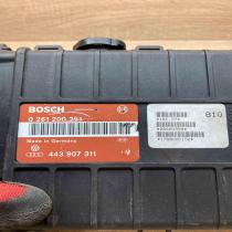 443907311 0261200251  Engine control unit/module ECU Audi 80 90 B3