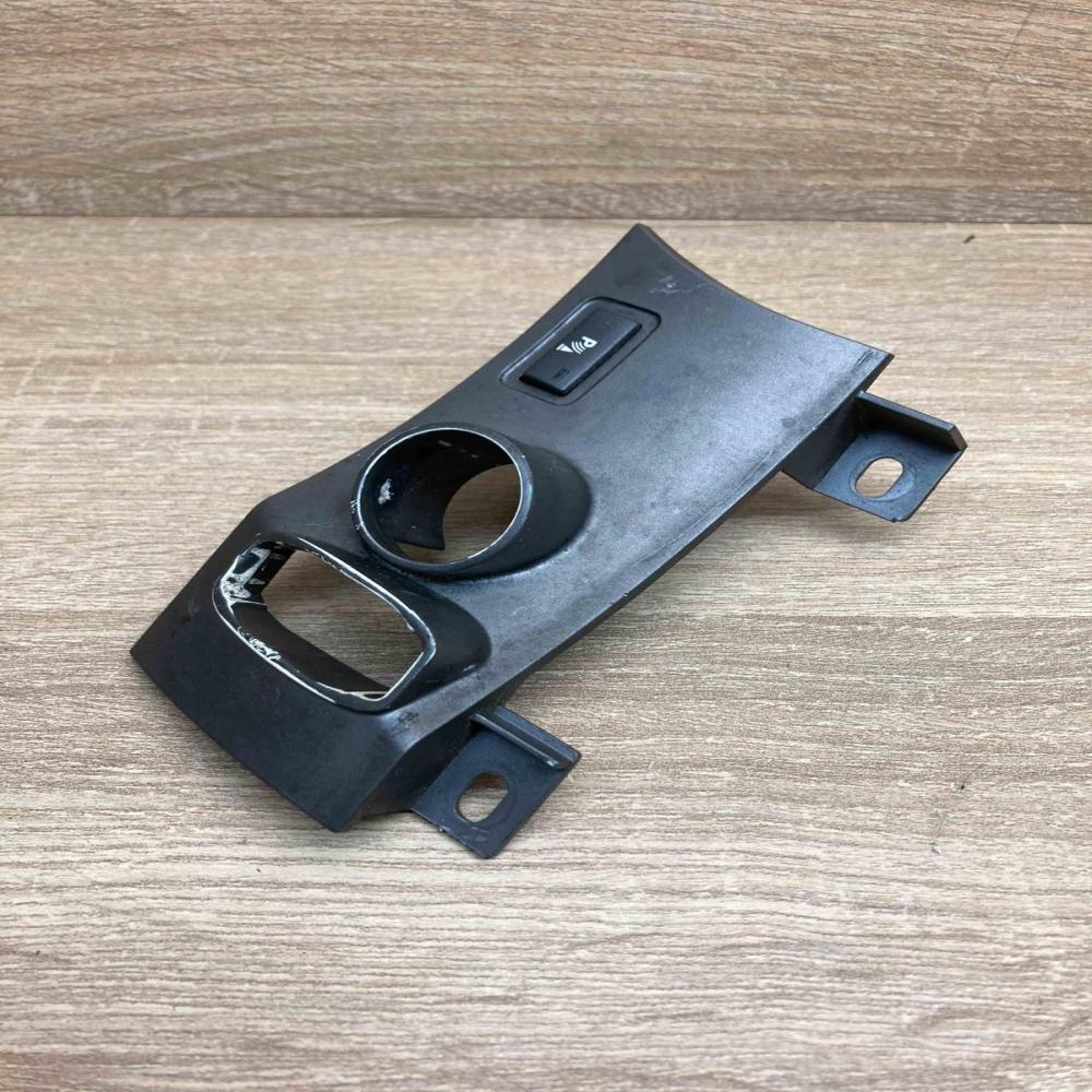 6902085   Other interior part BMW 7 E65 E66