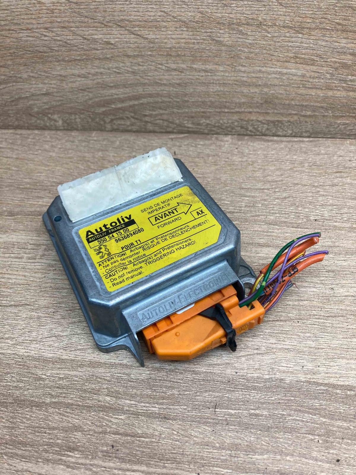 9636894080 550541500  Airbag control unit/module Peugeot 206