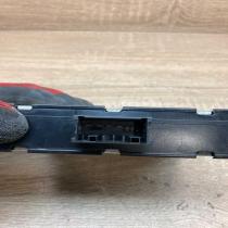 9253208 8ES00947921  Voltage converter/converter module BMW 1 E81 E87