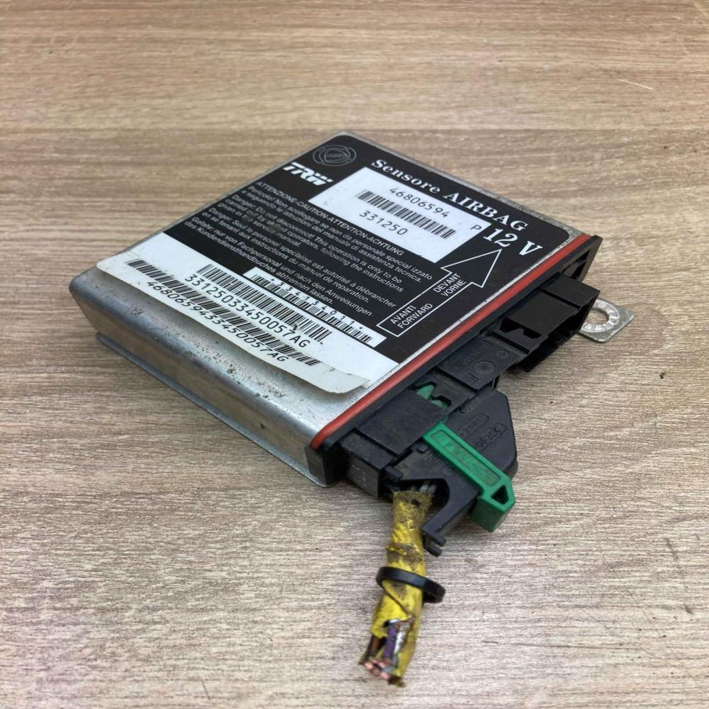 46806594 331250  Airbag control unit/module Fiat Punto (188)