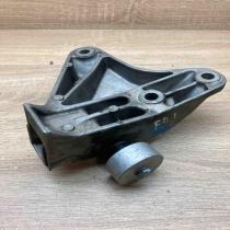 6777605 13992010  Engine mount bracket BMW 5 F10 F11
