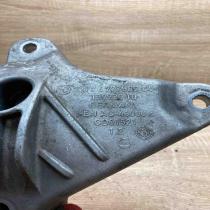 6777605 13992010  Engine mount bracket BMW 5 F10 F11