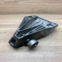 6781257 736813 10 LCI Engine mount bracket BMW 5 F10 F11