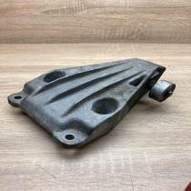 6781257 736813 10 LCI Engine mount bracket BMW 5 F10 F11