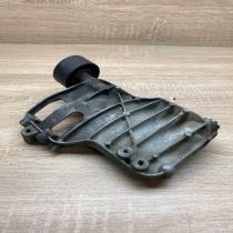 7585167 68572910  A/C compressor mount bracket BMW 3 F30 F35 F31