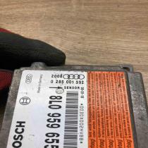 8L0959655G 0285001352  Airbag control unit/module Audi A3 S3 8L