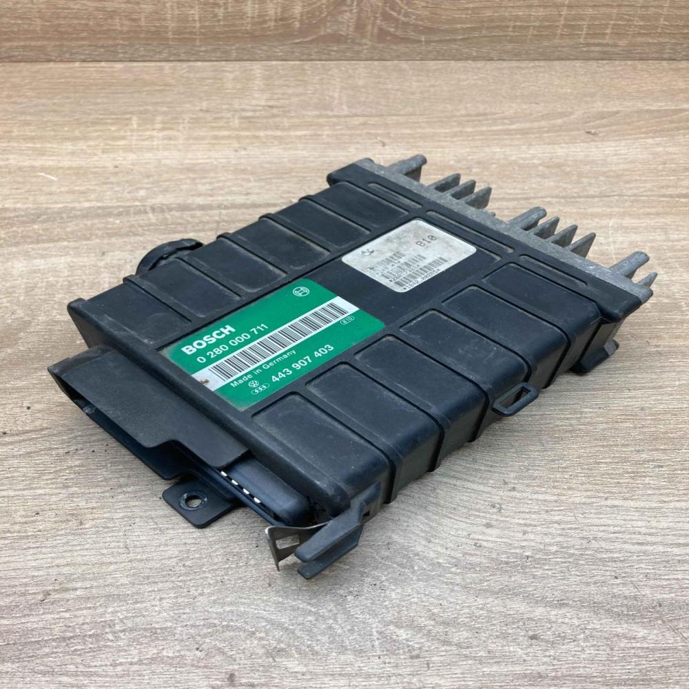 443907403 0280000711  Engine control unit/module ECU Audi 80 90 S2 B4