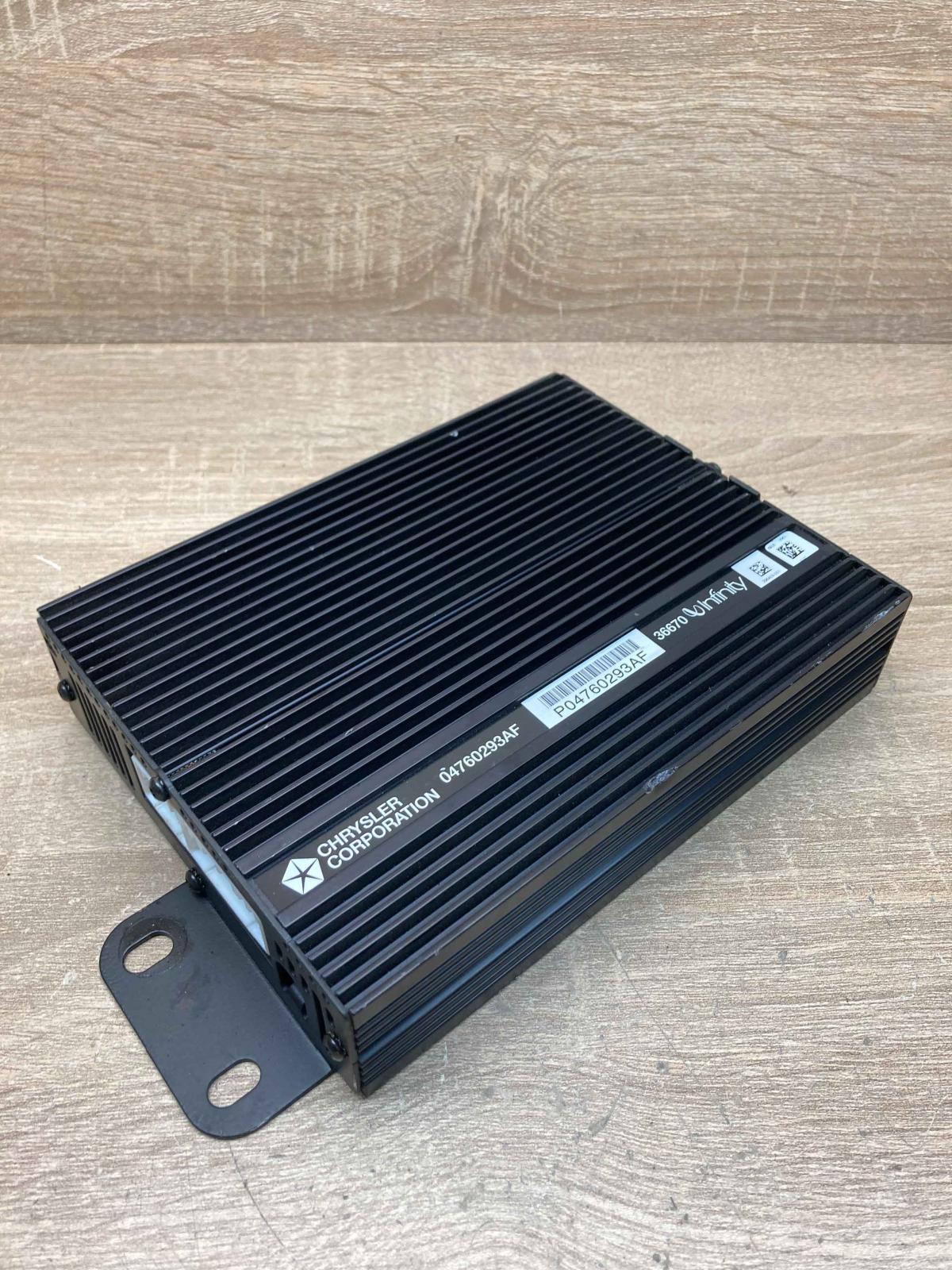 04760293AF  36670 Sound amplifier Chrysler 300M