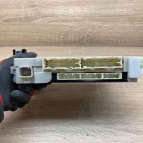 89221 47300 238000 3093 G2 Fuse module Toyota Prius (XW30)