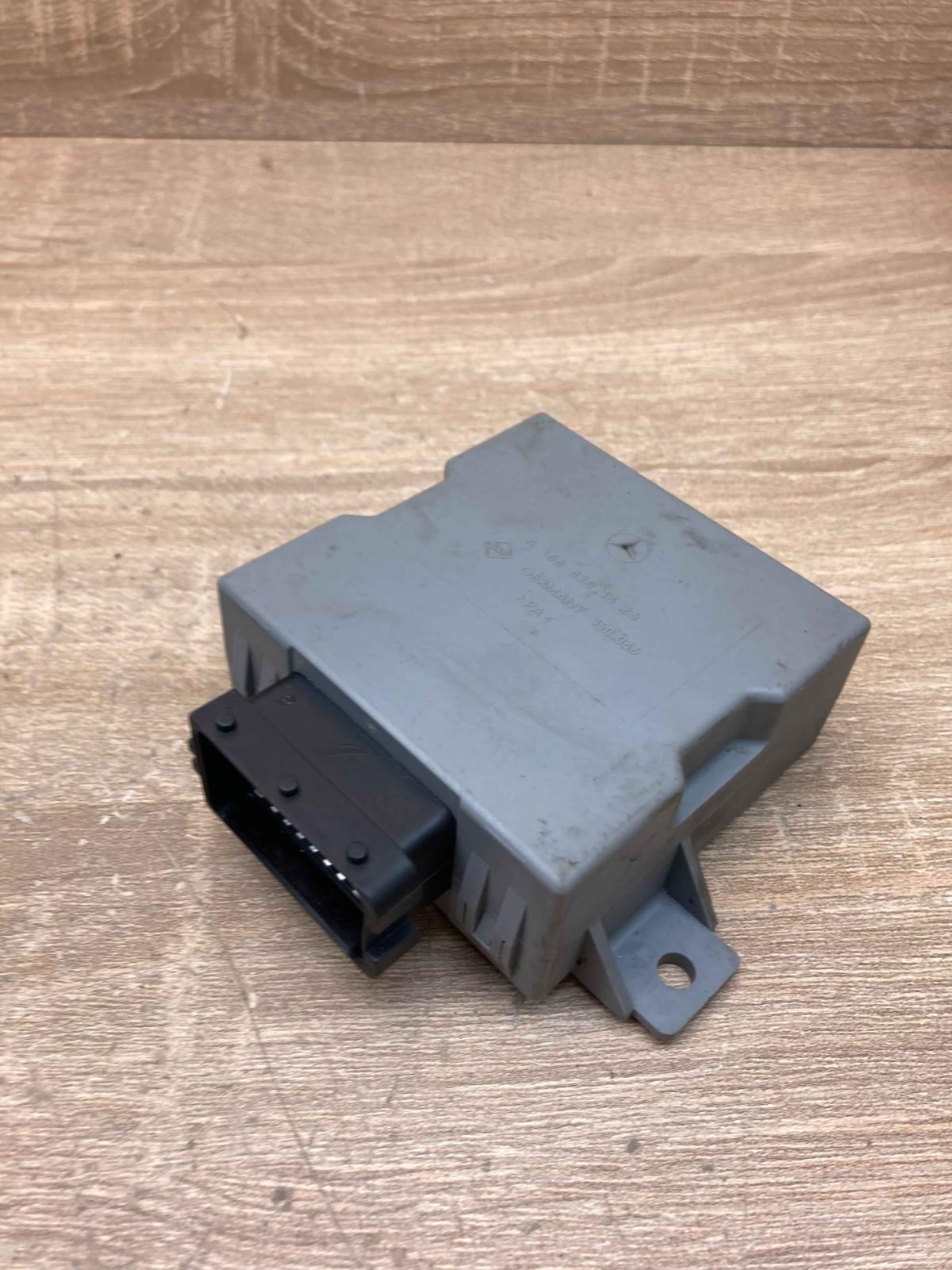 A1688201326 150 036  Window wiper relay Mercedes-Benz A W168