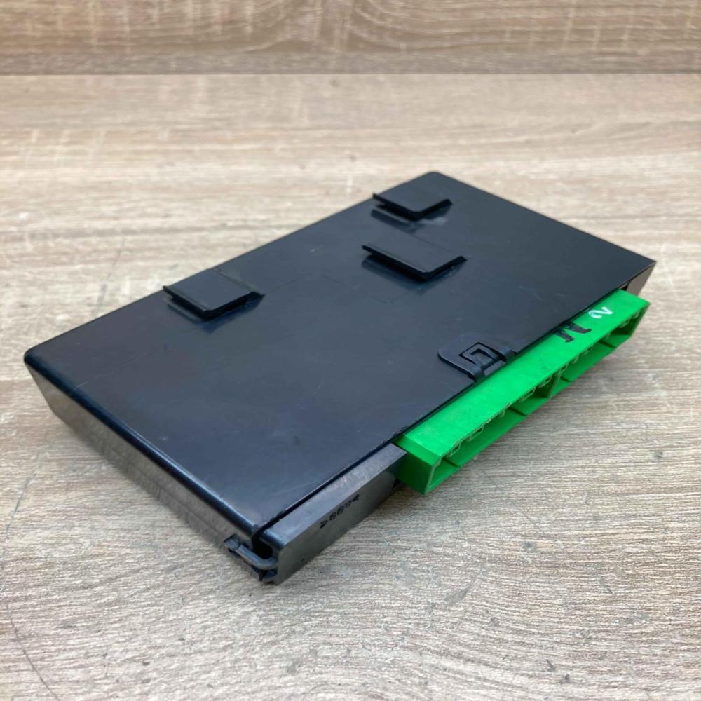 30889337 232300 8341  Alarm control unit/module Volvo S40, V40