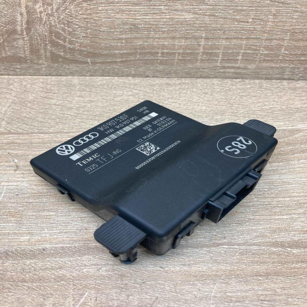 1K0907530F 1K0907951 Used Gateway control module Volkswagen Golf V