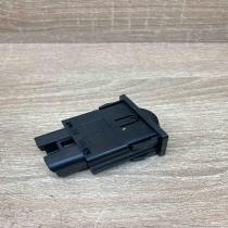 208A04   Headlight level height control switch Toyota Avensis T250