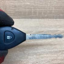 Toyota Auris Key   Ignition key/card Toyota Auris 150