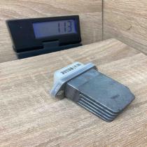 70T031K30   Heater blower motor/fan resistor Nissan Primera