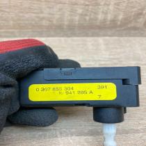 1J0941295A 0307853304  Headlight level adjustment motor Volkswagen Transporter -