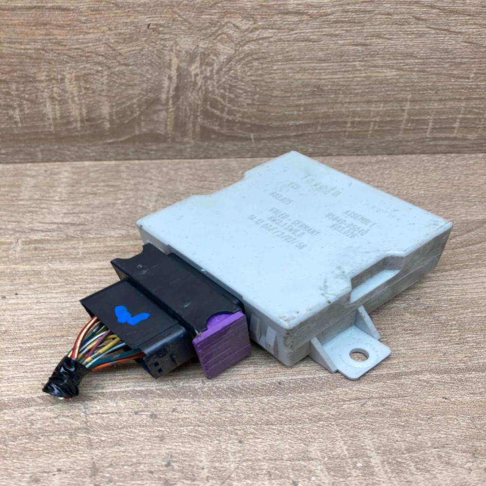 85940 0504Q 603 026 With plug Window wiper relay Toyota Auris 150