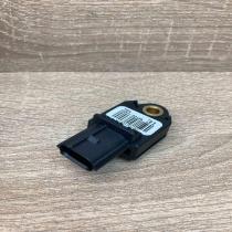 89831 02100  31 Airbag control unit/module Toyota Auris 150