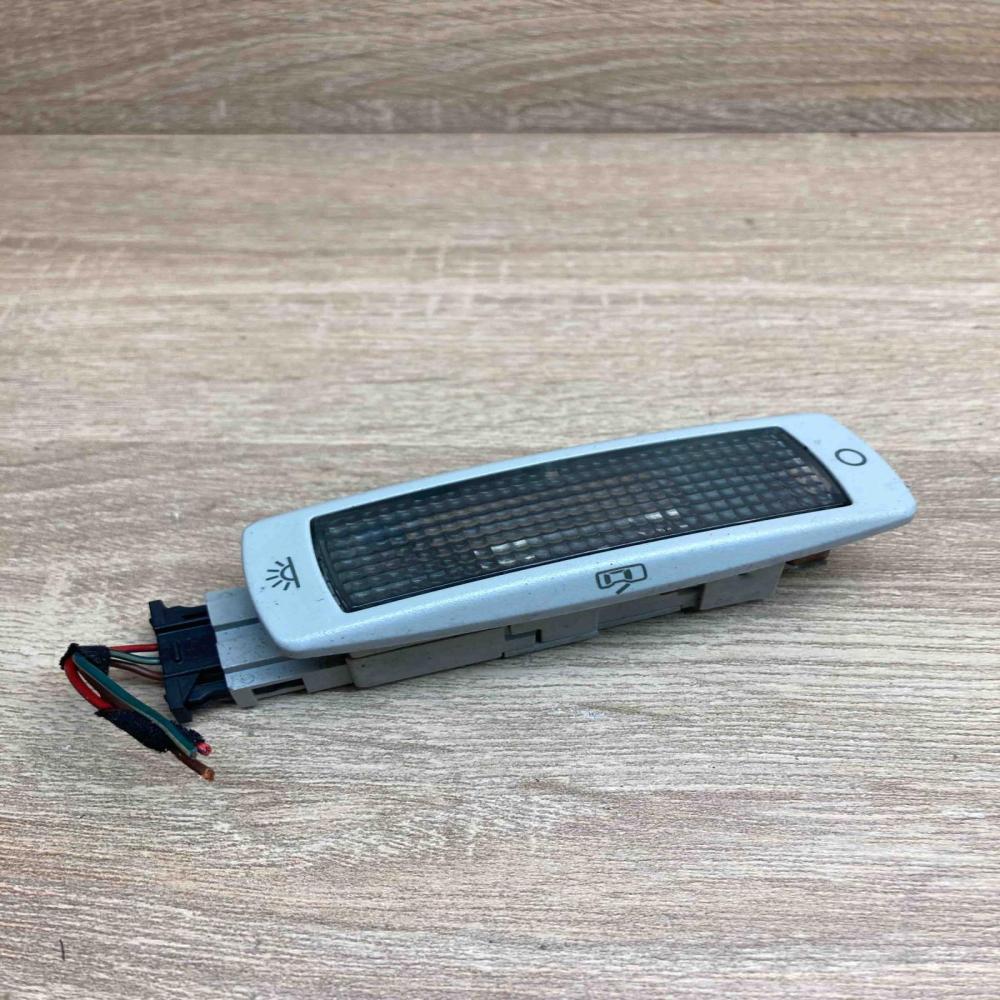 3B0947291 1540 SJ0  Rear seat light Volkswagen Golf IV