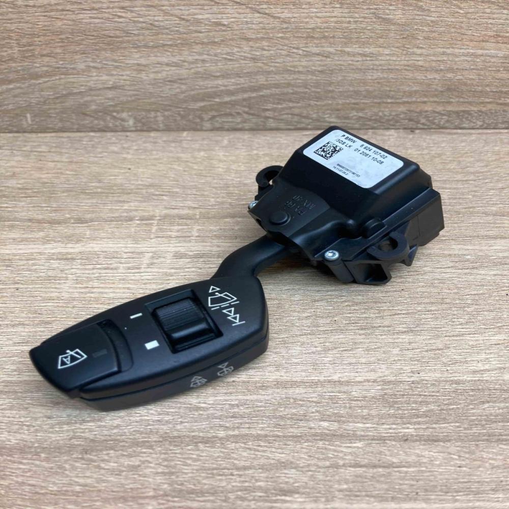 6924107 01206110 08  Wiper control stalk BMW 5 E60 E61