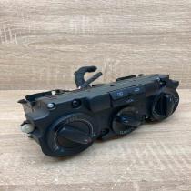 1CF 747 309 20   Climate control unit Volkswagen Golf V