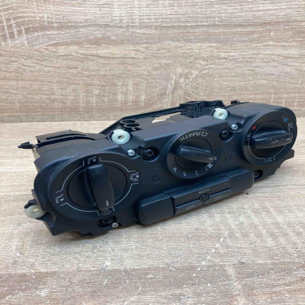 1CF747309 20   Climate control unit Volkswagen Golf V