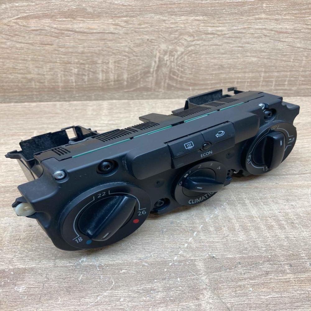CF 747309 20   Climate control unit Volkswagen Golf V