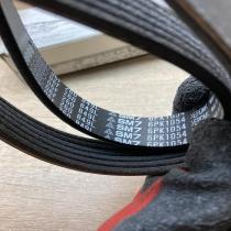 06F260849L 6PK1054  Alternator belt Volkswagen PASSAT B6